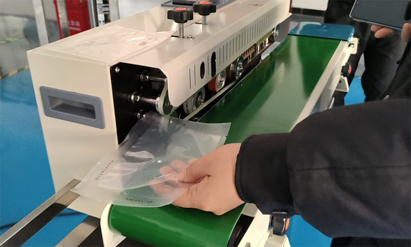 塑料袋封口機