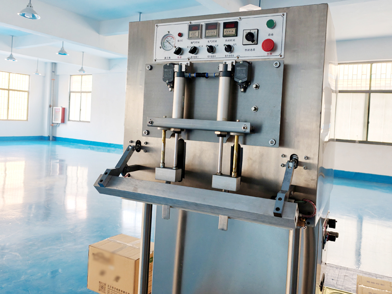 立式真空包裝封口機(jī)細(xì)節(jié)實(shí)拍展示